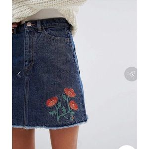 Monki Embroidered Floral Denim Mini Skirt EU32/US 0